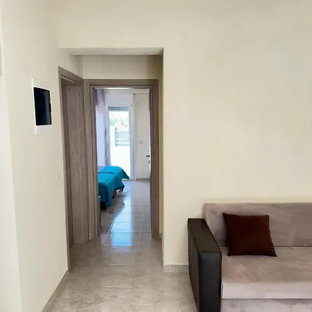 Apartament Adoniss Apartmentss 2 *