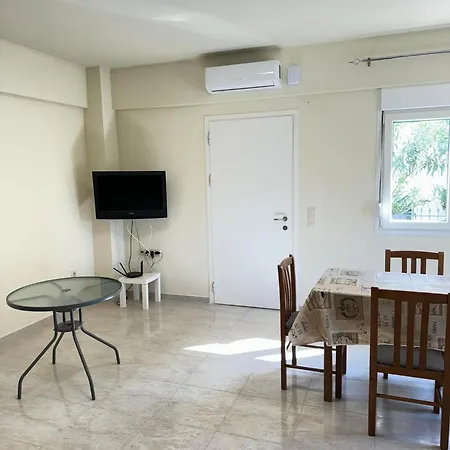 Apartamento Adoniss Apartmentss 2 *